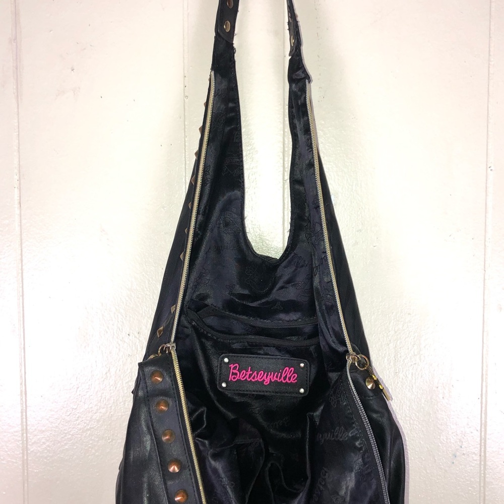 Betseyville Rocket Hobo bag studs well loved - Picture 15 of 15